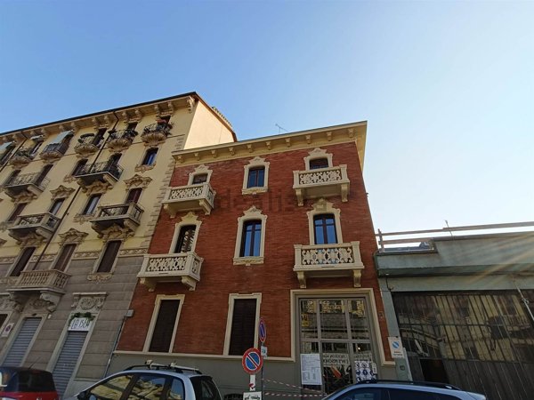 appartamento in vendita a Torino in zona Cenisia