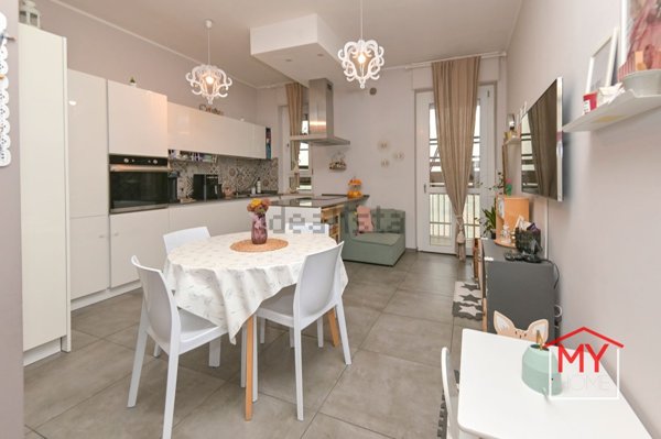 appartamento in vendita a Torino in zona Santa Rita