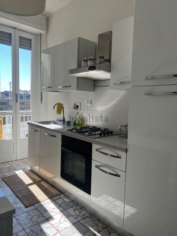 appartamento in vendita a Torino in zona Cenisia