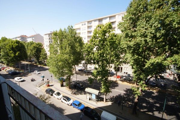 appartamento in vendita a Torino in zona Cenisia