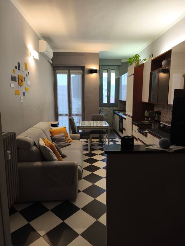 appartamento in vendita a Torino in zona Mirafiori Sud