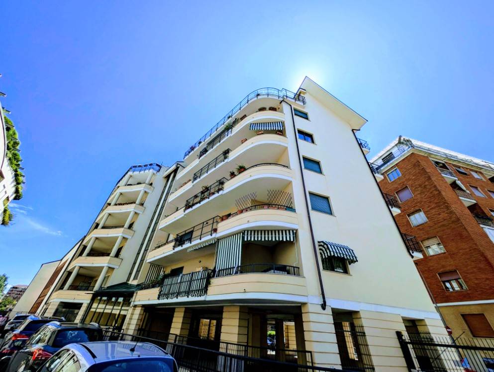 appartamento in vendita a Torino in zona Borgata Vittoria