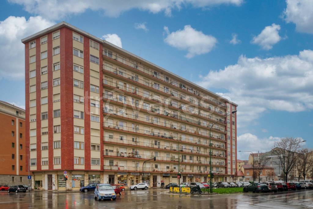 appartamento in vendita a Torino in zona Lucento