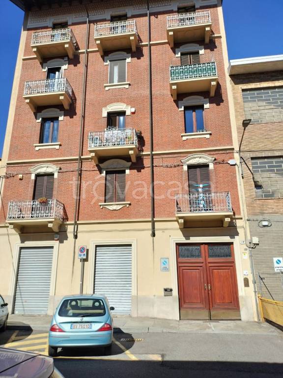 appartamento in vendita a Torino in zona Barriera di Milano