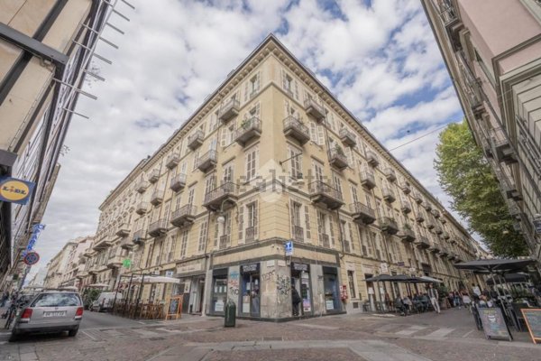 appartamento in vendita a Torino in zona Centro Storico