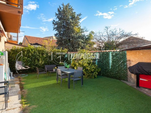 casa indipendente in vendita a Torino in zona Barca