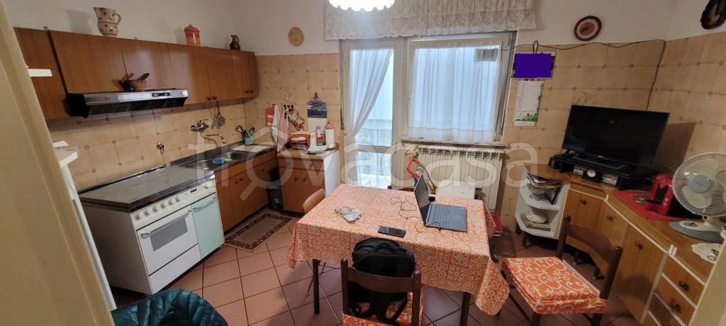 appartamento in vendita a Torino in zona Falchera