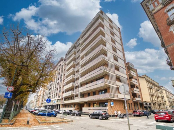 negozio in vendita a Torino in zona Centro Storico