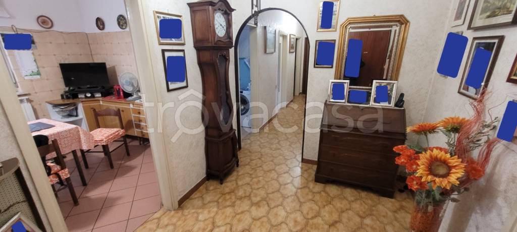 appartamento in vendita a Torino in zona Falchera