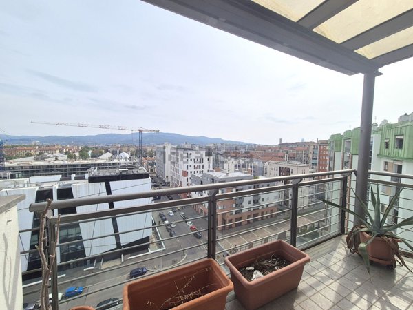 appartamento in vendita a Torino in zona Cenisia