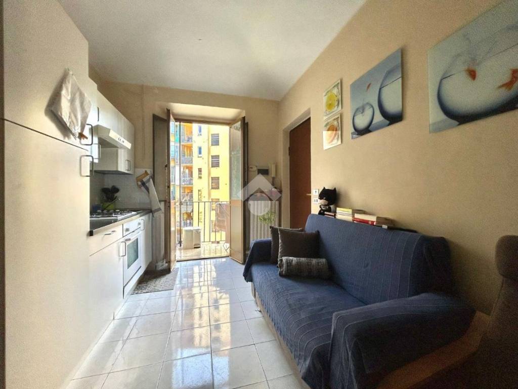 appartamento in vendita a Torino in zona Cit Turin