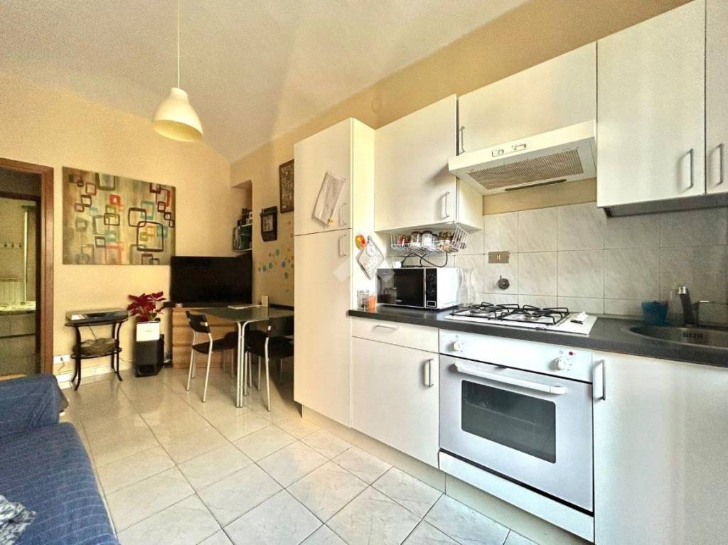 appartamento in vendita a Torino in zona Cit Turin