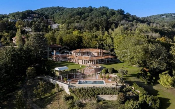 villa in vendita a Torino in zona Centro Storico