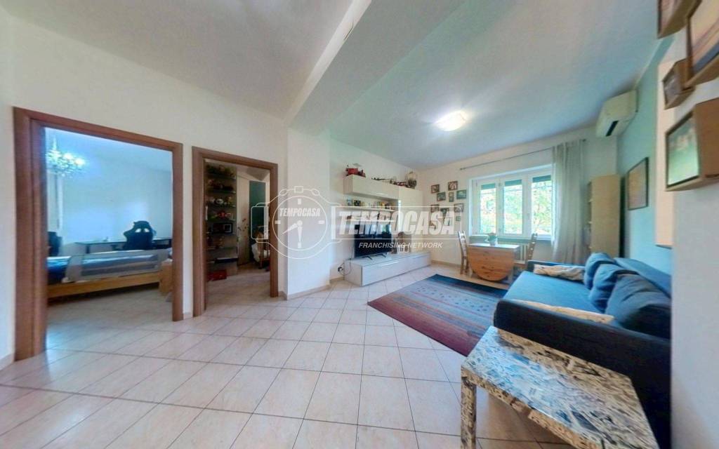 appartamento in vendita a Torino in zona Borgata Vittoria