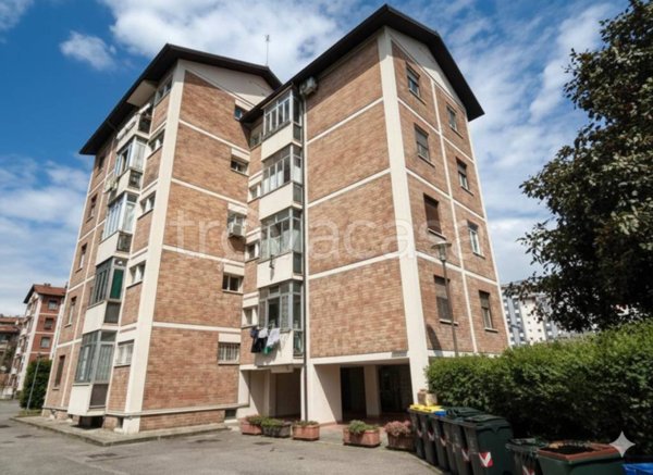 appartamento in vendita a Torino in zona Lucento