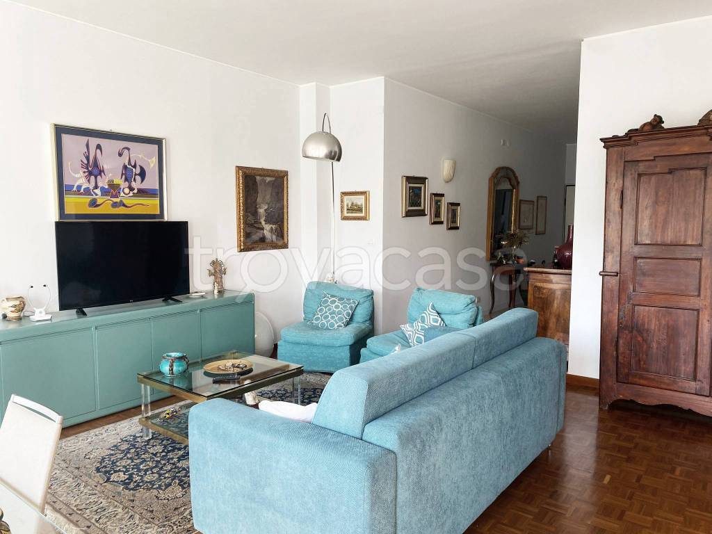 appartamento in vendita a Torino in zona Millefonti