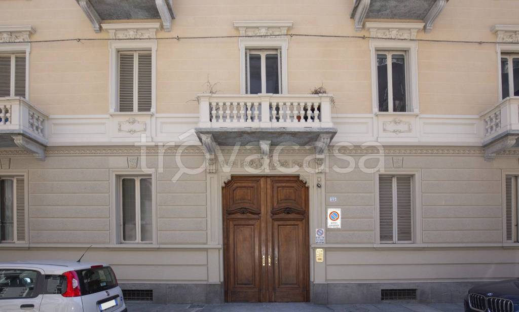 appartamento in vendita a Torino in zona Crocetta