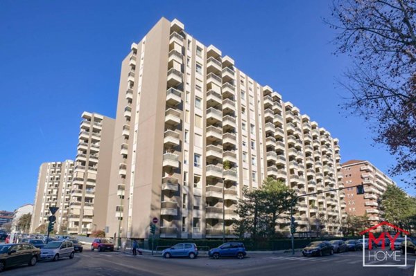 appartamento in vendita a Torino in zona Pozzo Strada