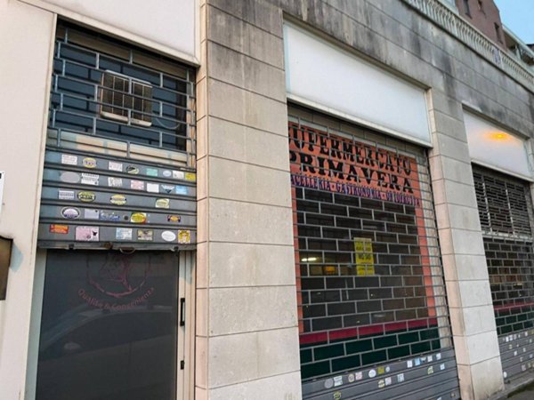 locale commerciale in vendita a Torino in zona Madonna di Campagna