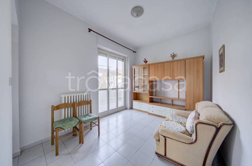 appartamento in vendita a Torino in zona Falchera