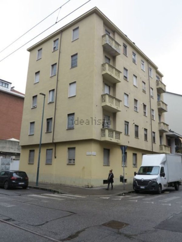 appartamento in vendita a Torino in zona Borgata Vittoria