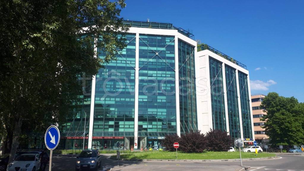 ufficio in vendita a Torino in zona Regio Parco