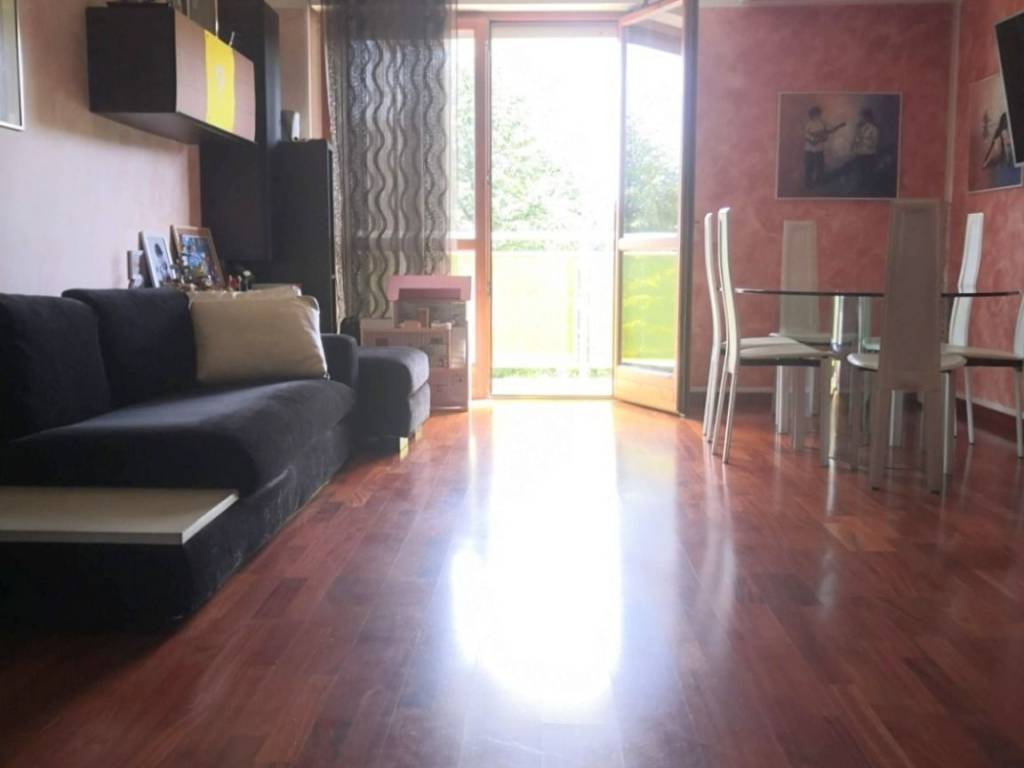 appartamento in vendita a Torino in zona Lingotto