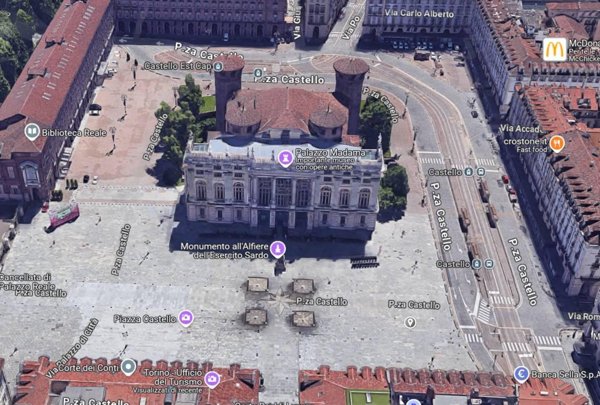 appartamento in vendita a Torino in zona Centro Storico