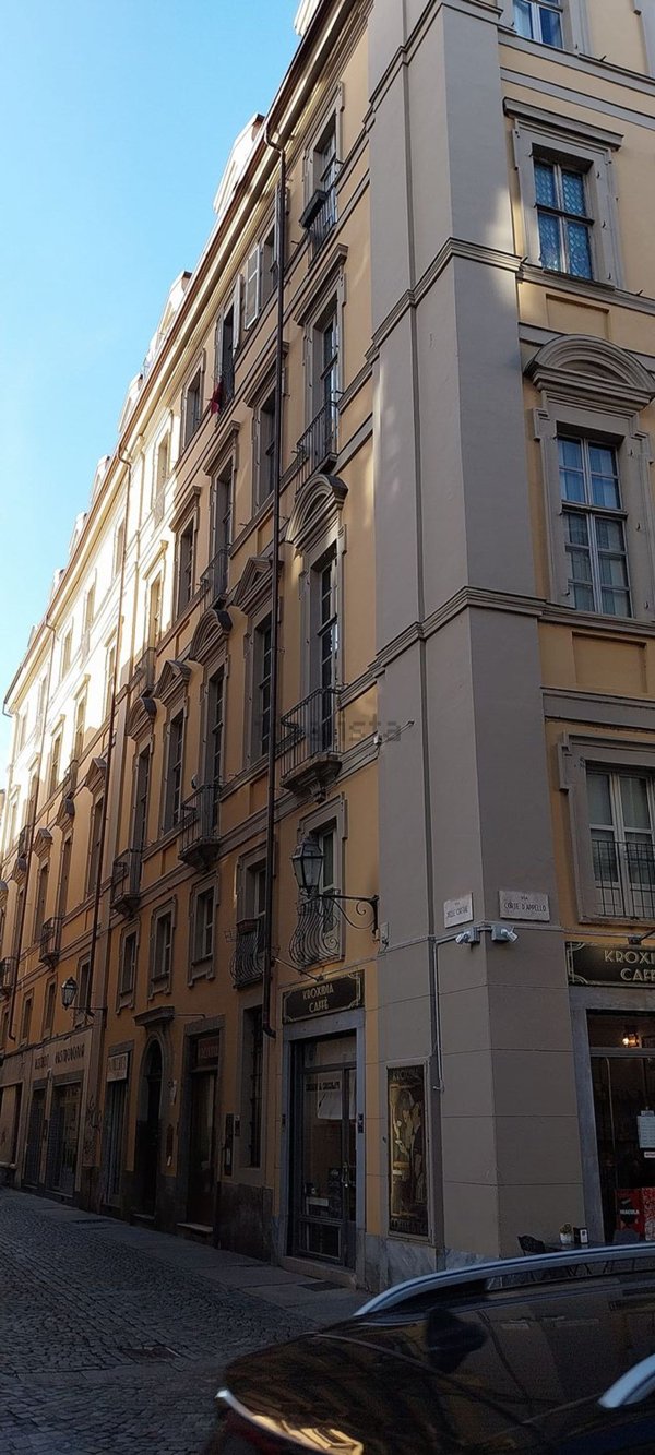 ufficio in vendita a Torino in zona Centro Storico