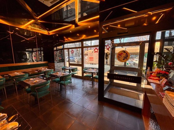 negozio in vendita a Torino in zona Crocetta