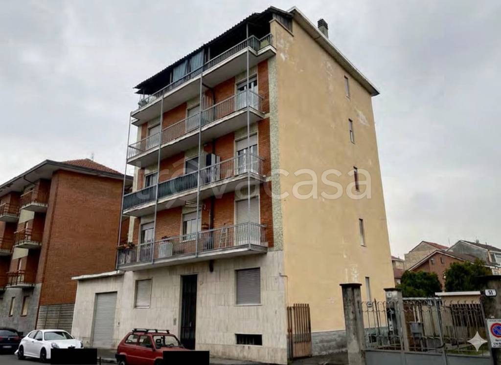 appartamento in vendita a Torino in zona Mirafiori Sud