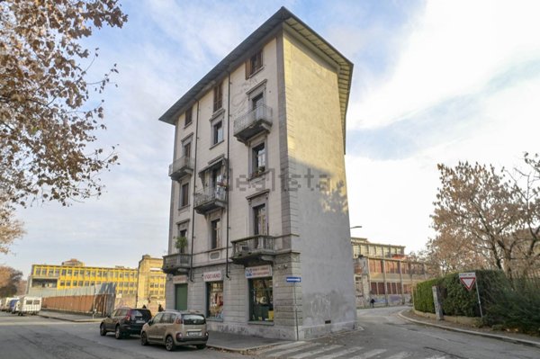 casa semindipendente in vendita a Torino in zona Aurora
