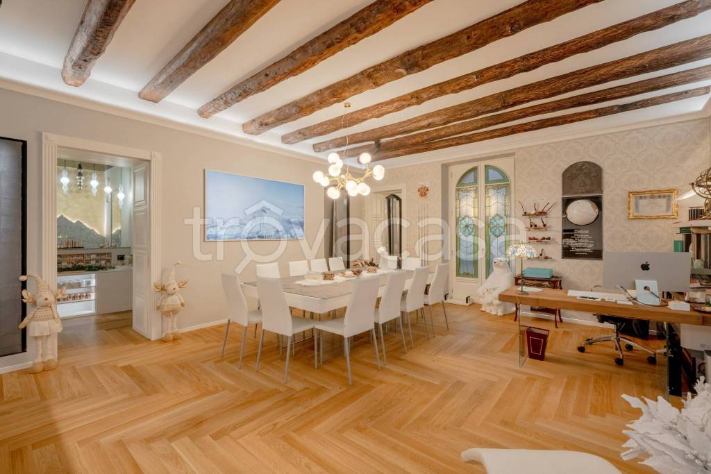 appartamento in vendita a Torino in zona Centro Storico