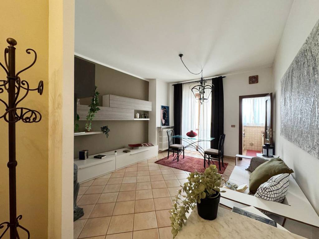 appartamento in vendita a Torino in zona Santa Rita
