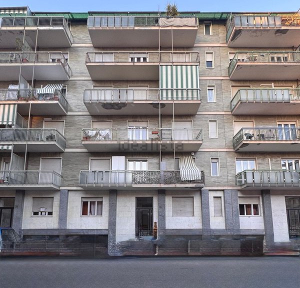 appartamento in vendita a Torino in zona Borgata Lesna