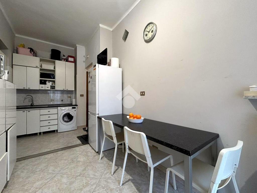 appartamento in vendita a Torino in zona Lingotto