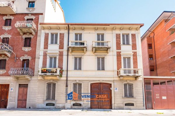 appartamento in vendita a Torino in zona Aurora