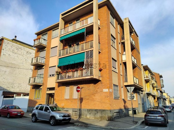 appartamento in vendita a Torino in zona Parella