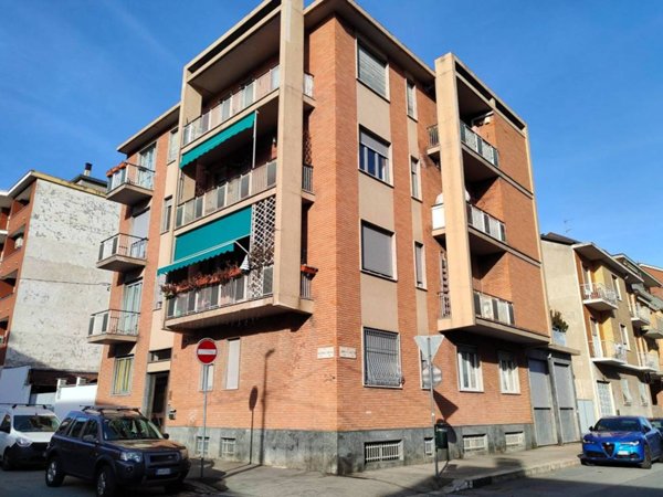 appartamento in vendita a Torino in zona Parella
