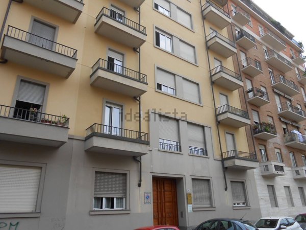 appartamento in vendita a Torino in zona Cenisia