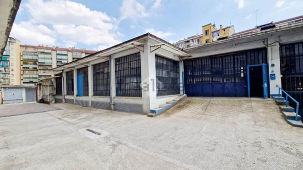 ufficio in vendita a Torino in zona Pozzo Strada