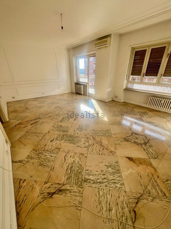 appartamento in vendita a Torino in zona Borgo San Paolo