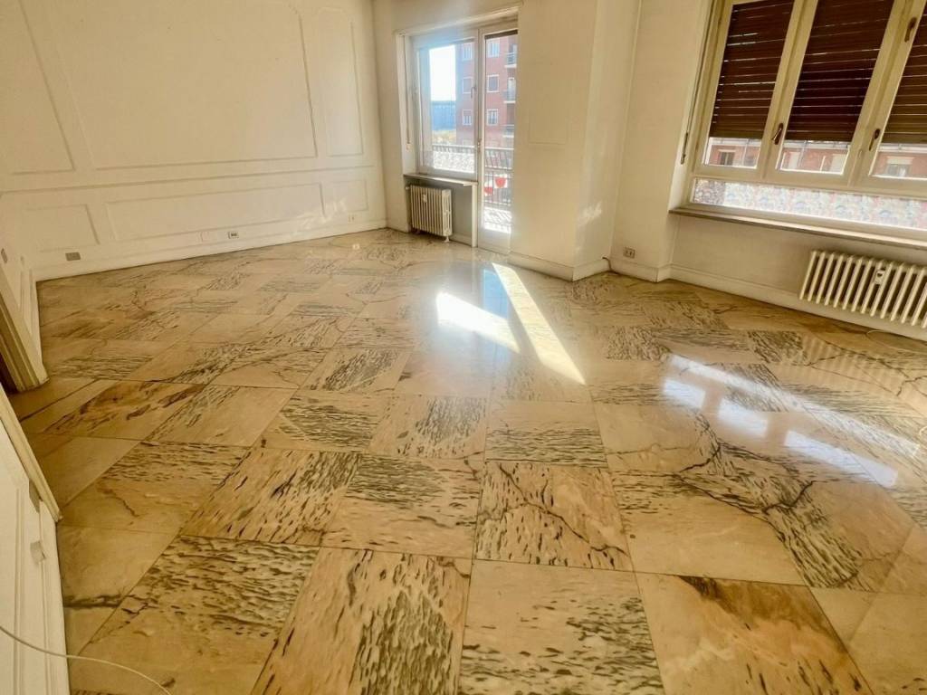 appartamento in vendita a Torino in zona Borgo San Paolo