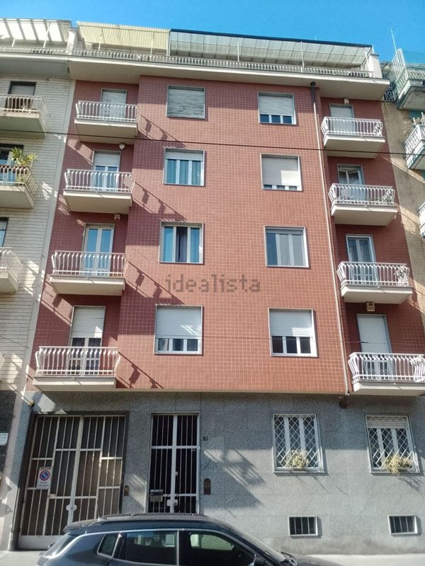 appartamento in vendita a Torino in zona Parella