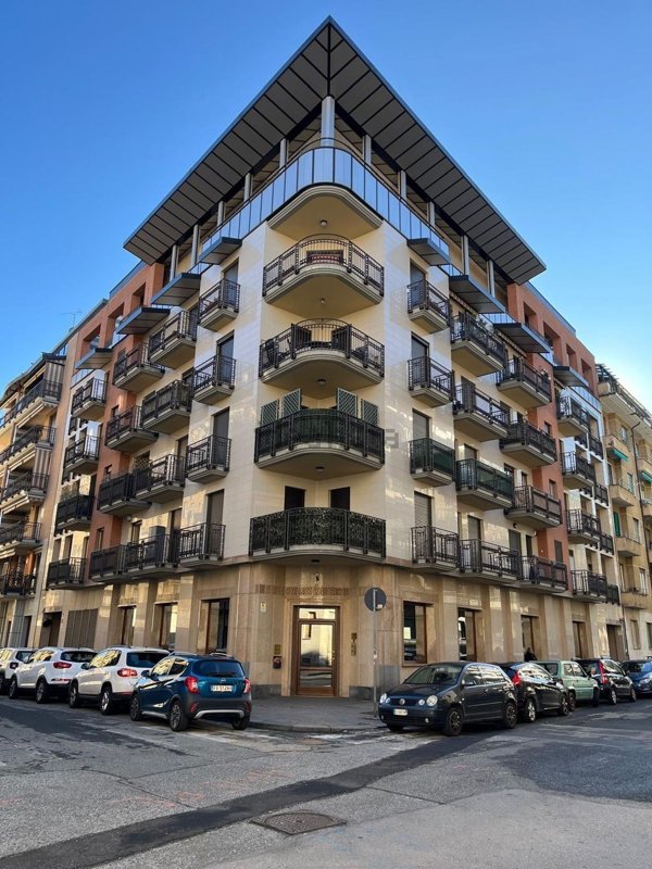 appartamento in vendita a Torino in zona Santa Rita