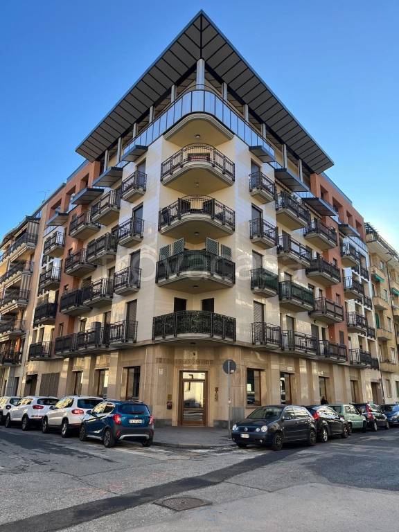 appartamento in vendita a Torino in zona Santa Rita