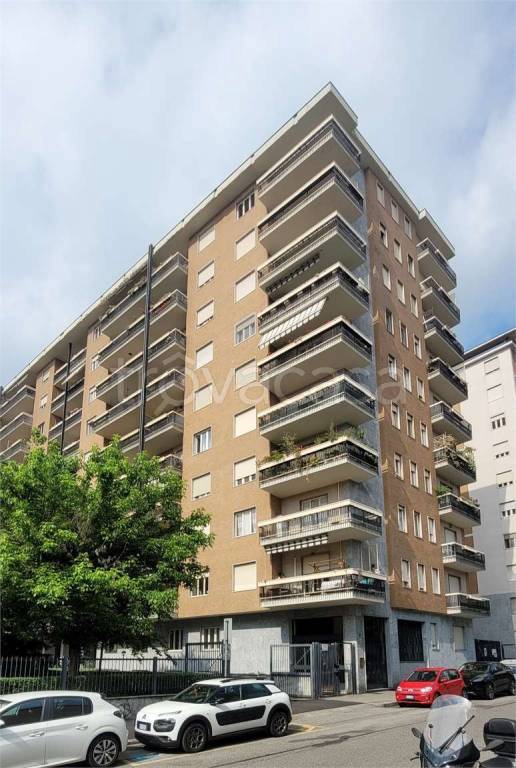 appartamento in vendita a Torino in zona Borgo San Paolo