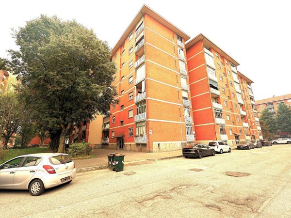 appartamento in vendita a Torino in zona Mirafiori Sud