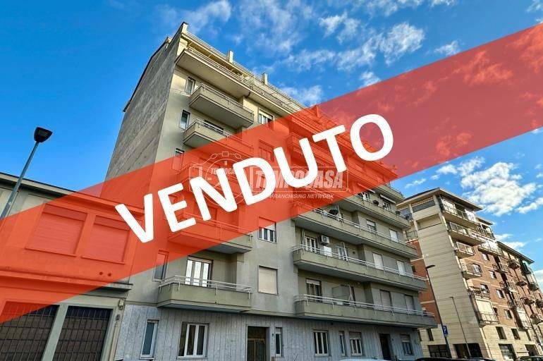 appartamento in vendita a Torino in zona Lingotto