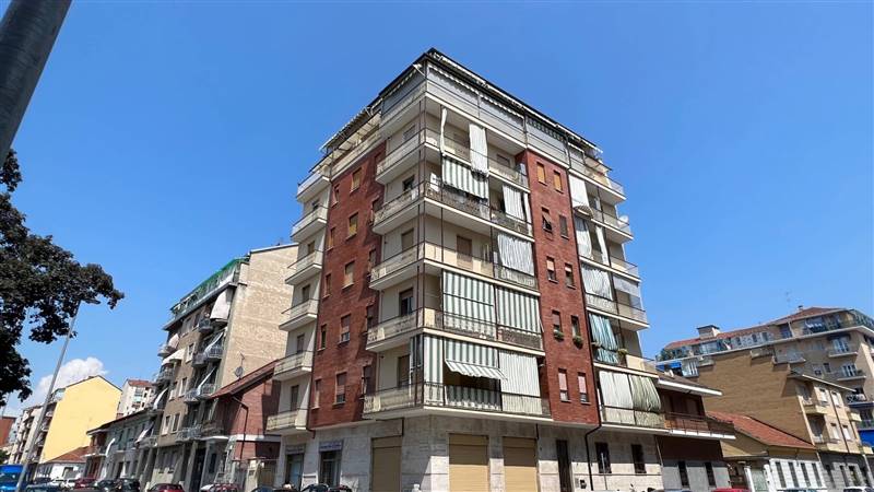 appartamento in vendita a Torino in zona Lucento
